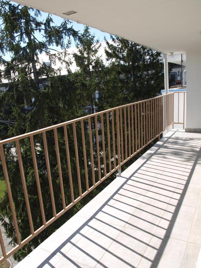 Amavera Apartment Târgu Jiu Eksteriør bilde