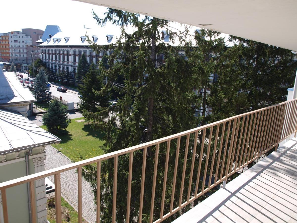 Amavera Apartment Târgu Jiu Eksteriør bilde